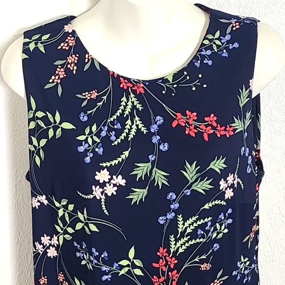 Tommy Hilfiger Navy Blue Sleeveless Floral Dress with Layered Ruffle Hem Size 10 - Picture 2 of 7